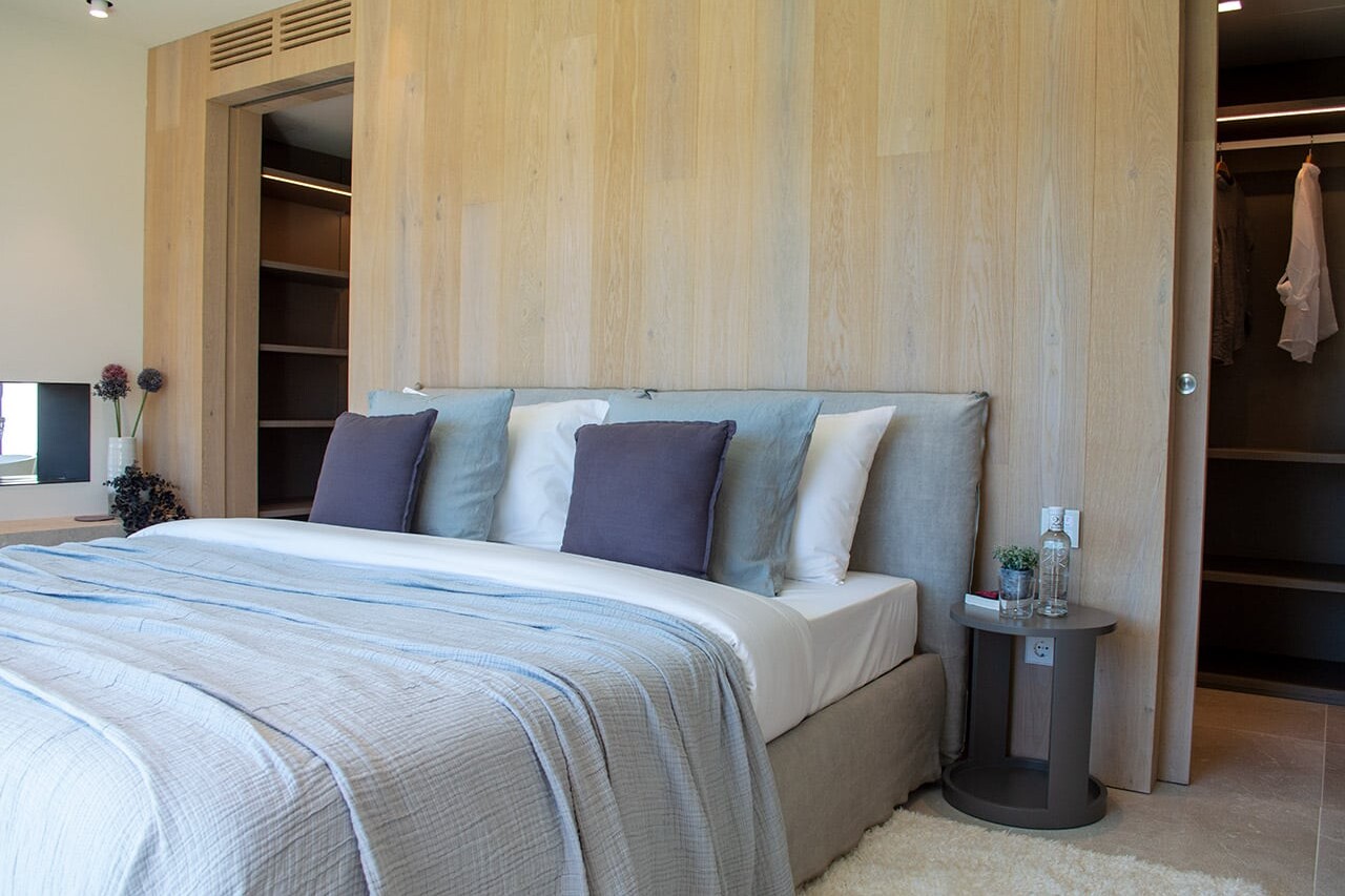 05 master room 02